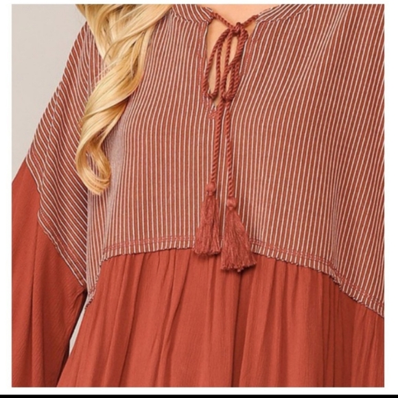 ***SOLD***CLAY BELL SLEEVES TOP - Picture 5 of 6